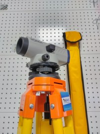 Комплект нивелирный Sokkia B30А, штатив фибергласс, рейка 5 м.