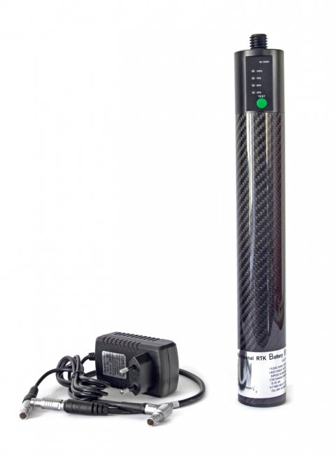 Аккумуляторная батарея BL5000 (12В; 5000 мАч), внешняя, с З/У и кабелем в комплекте.