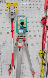 Тахеометр Ruide R2 (СКО 2", до 1000 м без отражателя, USB) комплект TOPO