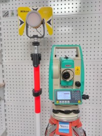 Тахеометр Ruide R2 (СКО 2", до 1000 м без отражателя, USB) комплект TOPO